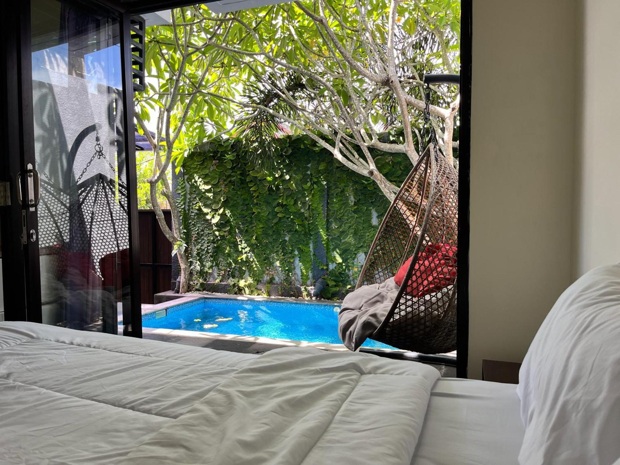 Villa Beranda With A Pool By Balibenefit อูลูวาตู ภายนอก รูปภาพ